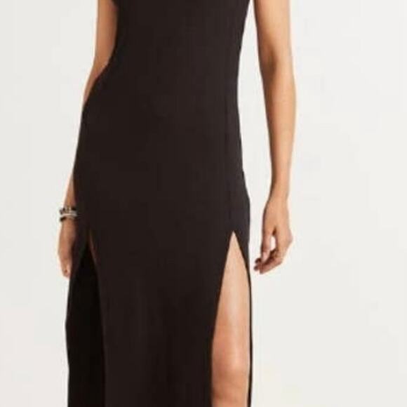 LNA Easy Black Rib Tee Midi Dress Size Medium Deep V Side Slits - Picture 1 of 7